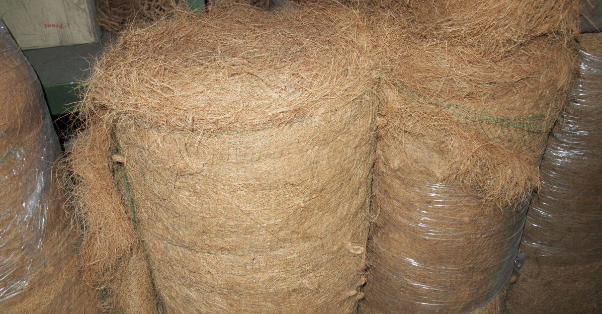 is coconut coir toxic to dogs